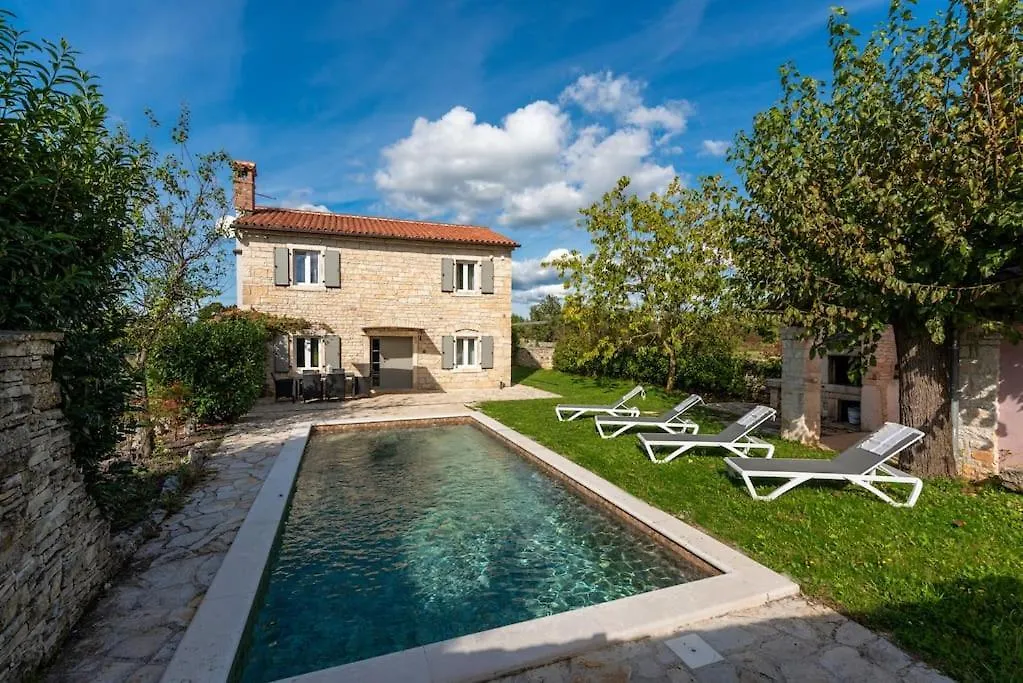 Villa Eufemia Канфанар 0*,