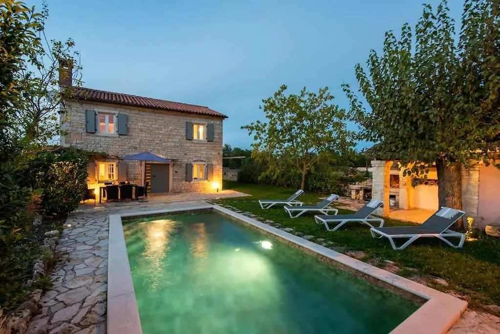 Villa Eufemia Канфанар